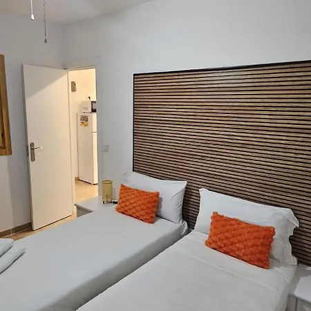 Marina Palace شقة *