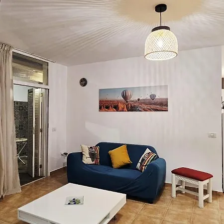 Marina Palace *