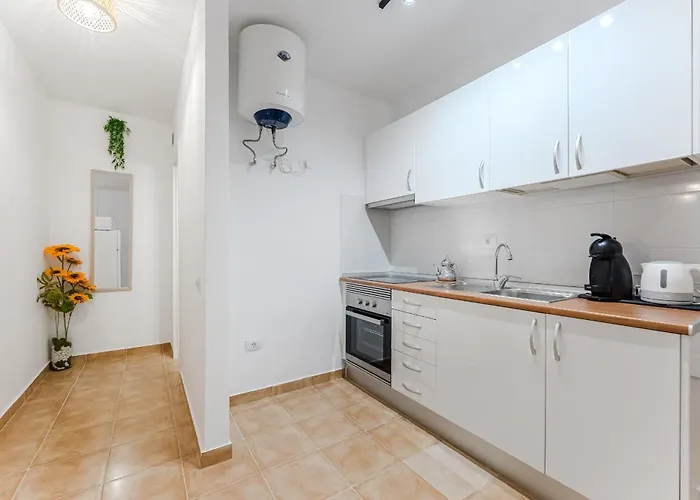 Marina Palace Appartement *